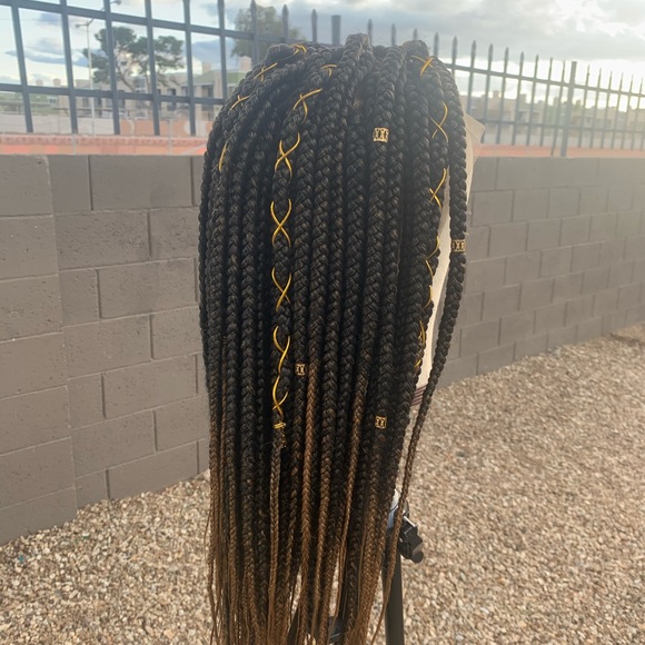 26” Braided Full Lace Wig Box Braids - Picture 7 of 7
